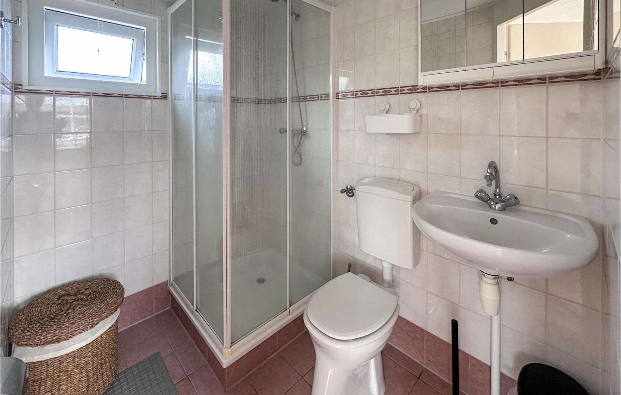 Lovely Home In Tzummarum With Wifi Exterior photo